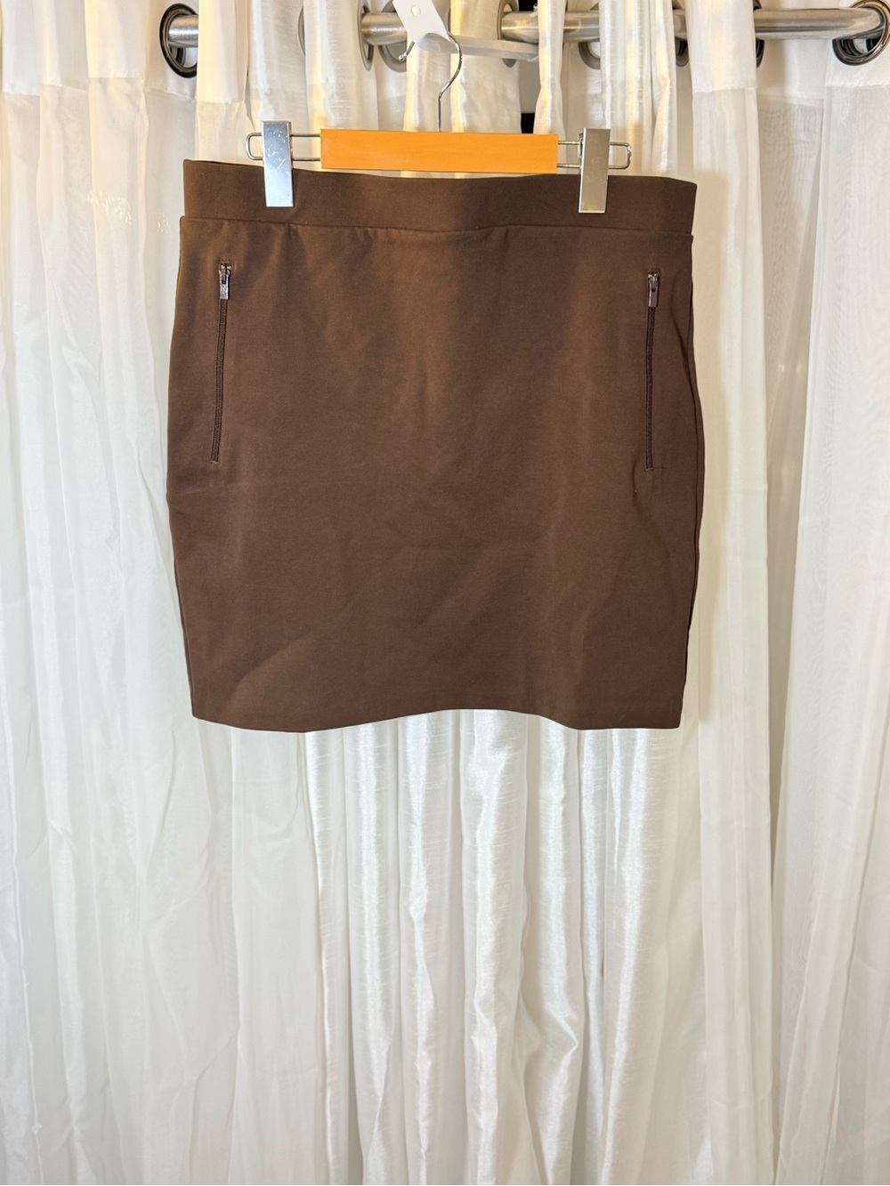 Babaton Brown Mini Skirt with Front Zip Pockets